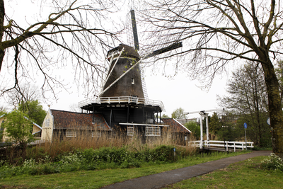 914231 Gezicht op Molen De Ster (Molenpark 3) te Utrecht.